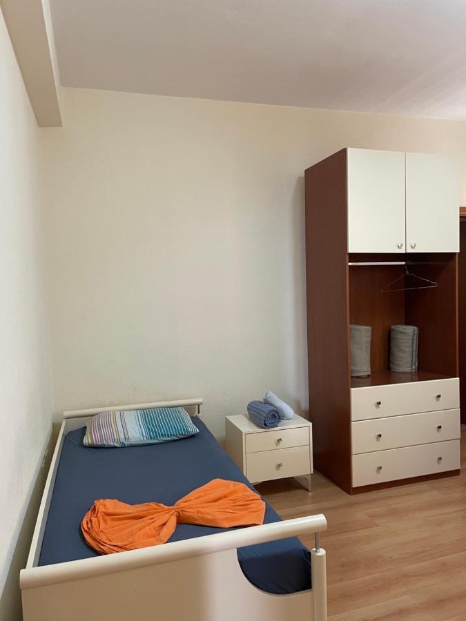 Et Apartaments Тирана Экстерьер фото